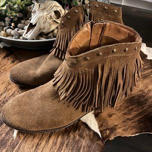 Minnetonka booties